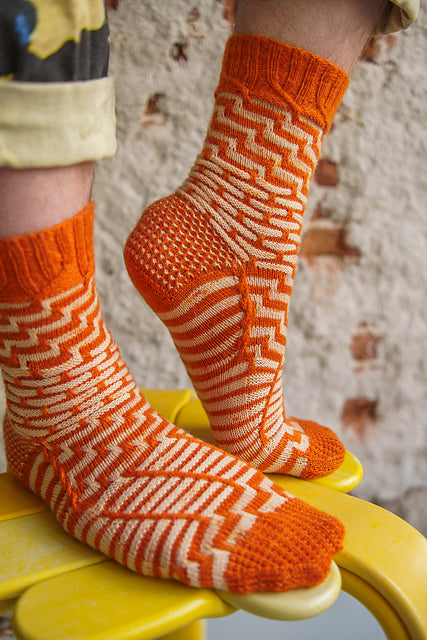 Contrast Blast Socks