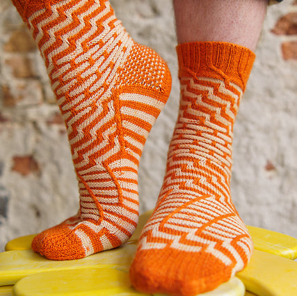 Contrast Blast Socks