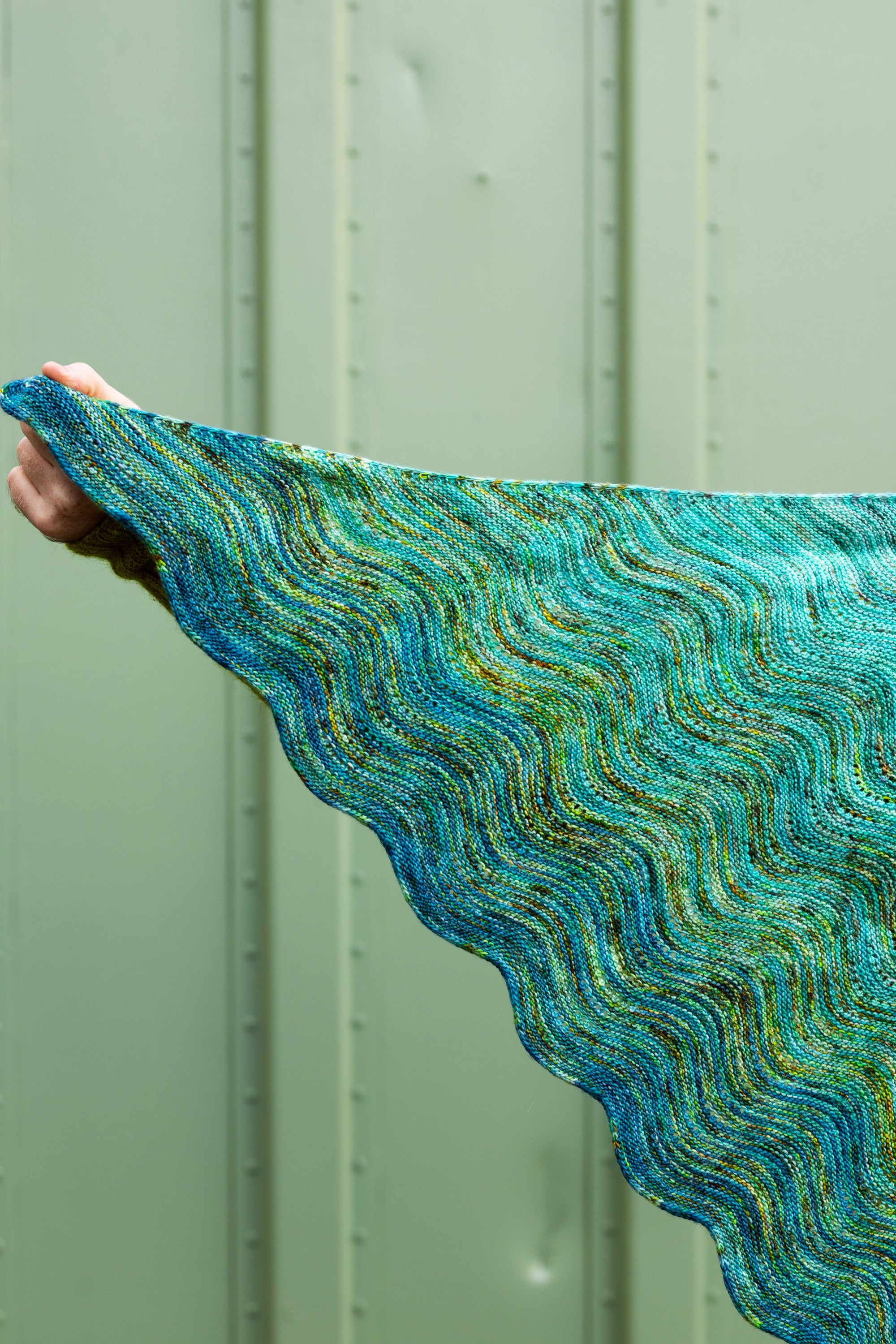 Faded Undulation Shawl