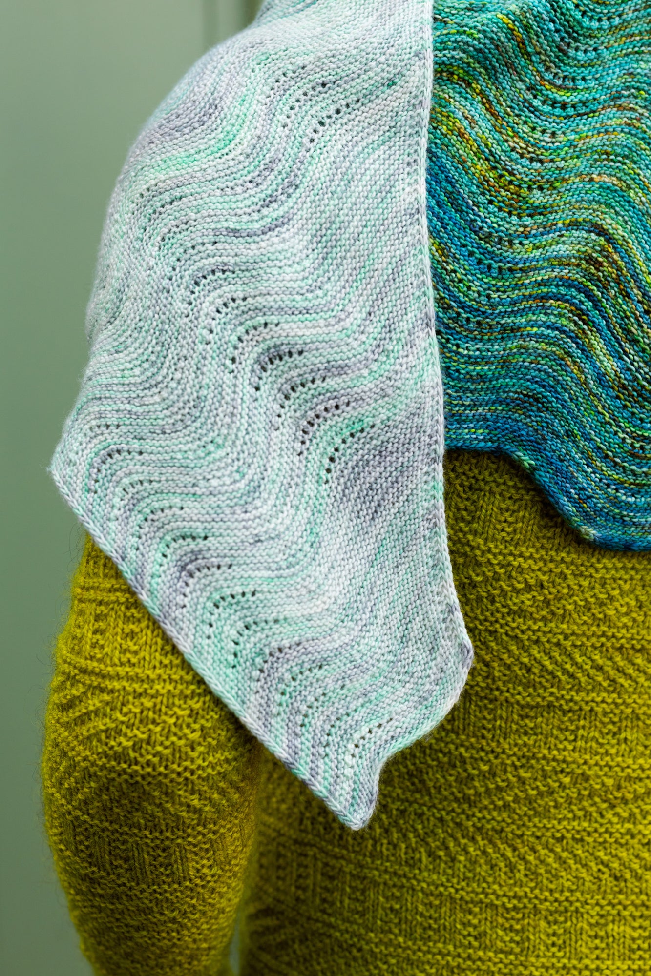 Faded Undulation Shawl