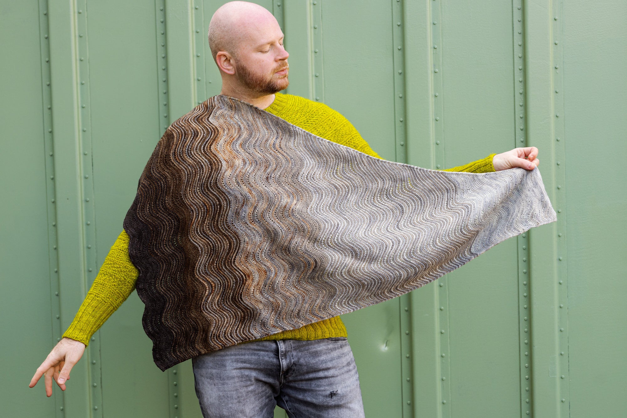 Faded Undulation Shawl