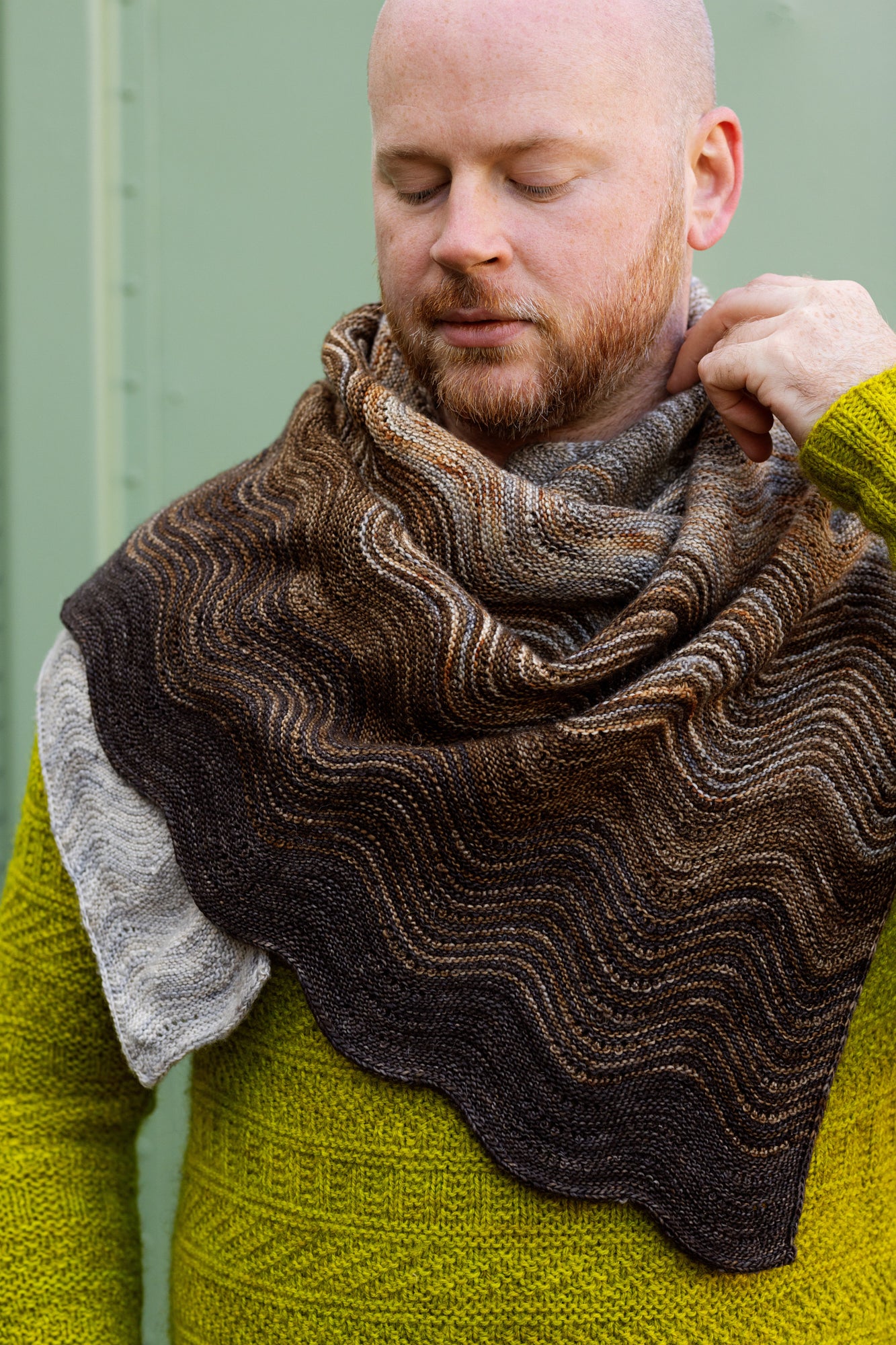 Faded Undulation Shawl