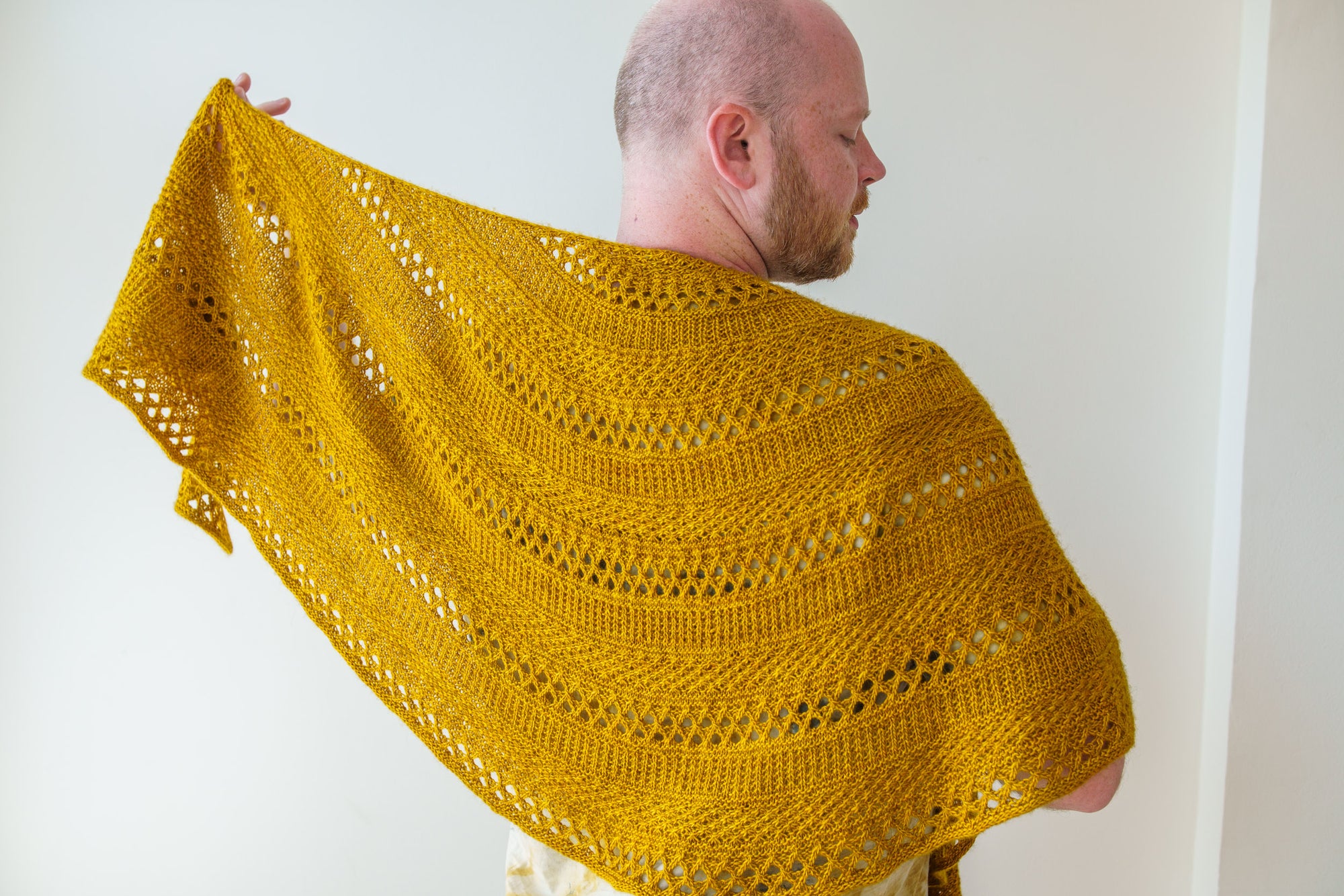 Mingling Daisies Shawl