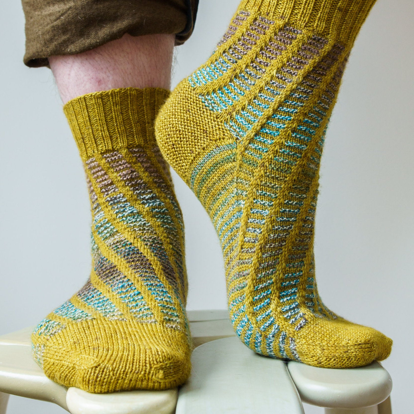 Spiral Splash Socks