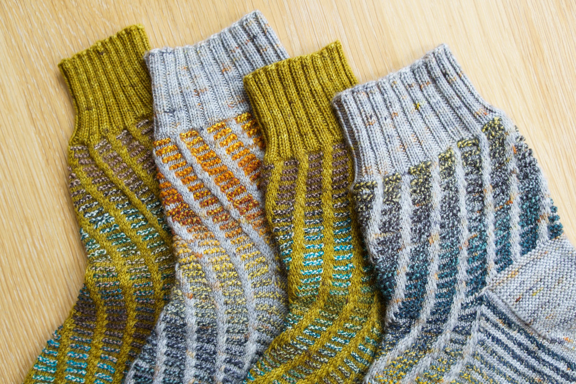 Spiral Splash Socks