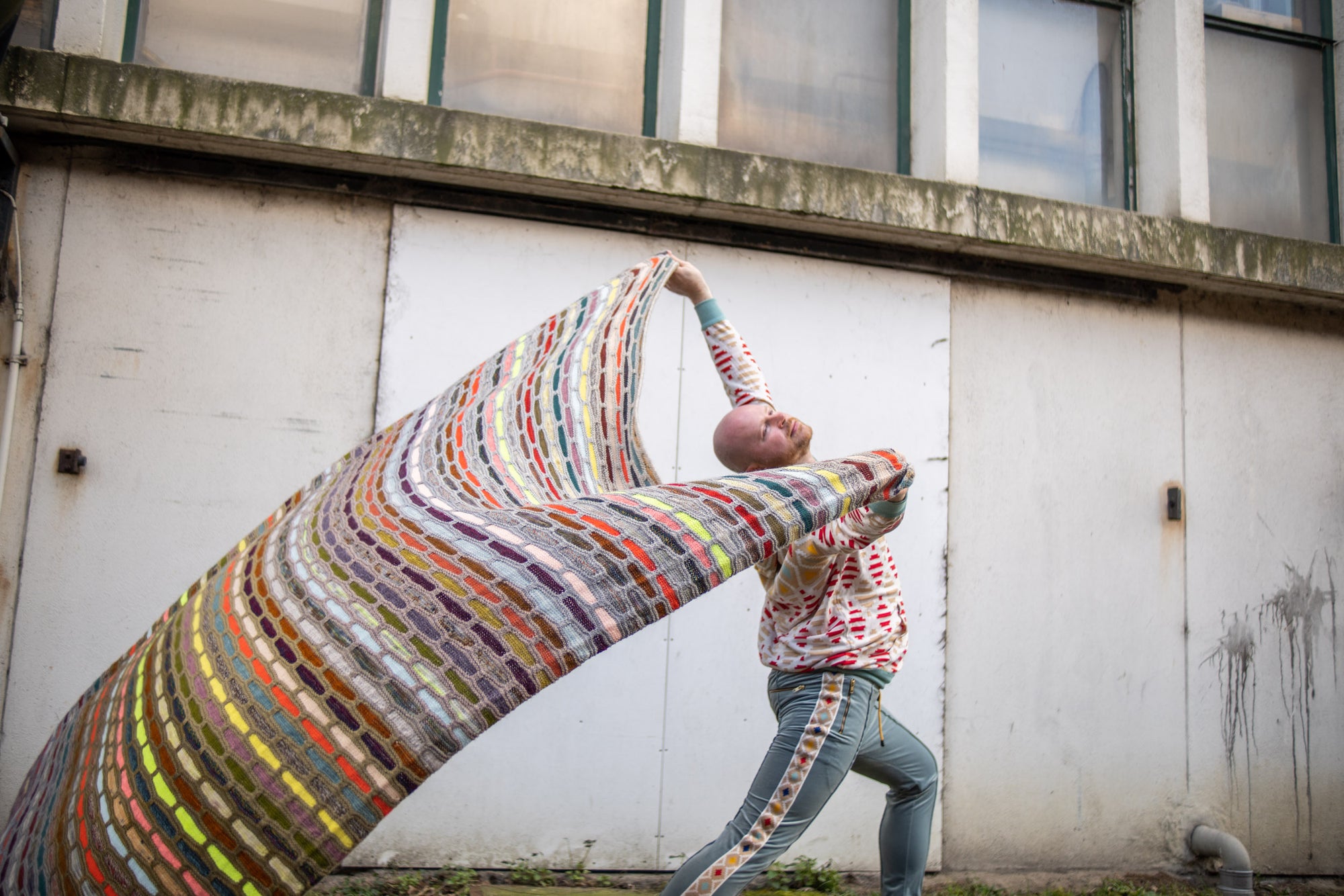 Painting Bricks Blanket