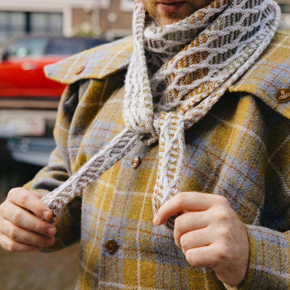 Chameleonic Scarflet