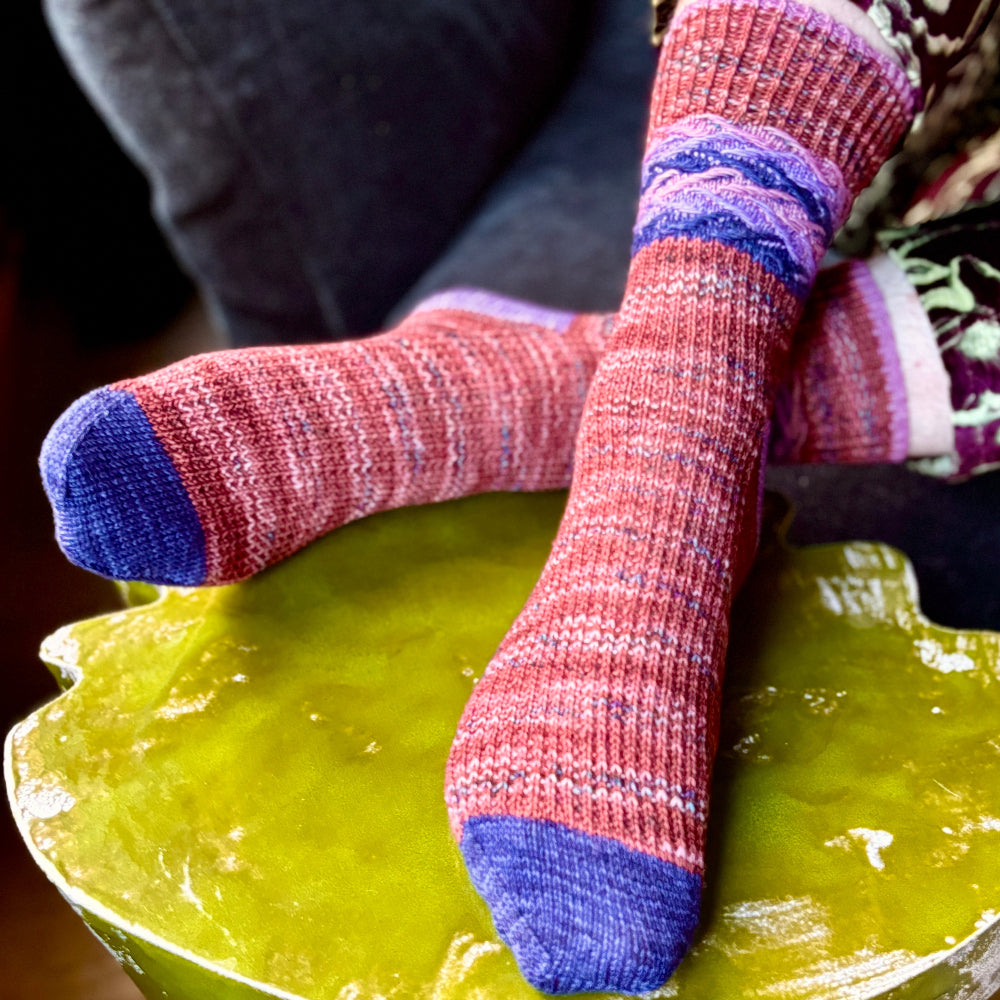 Embossed Jacquard Socks