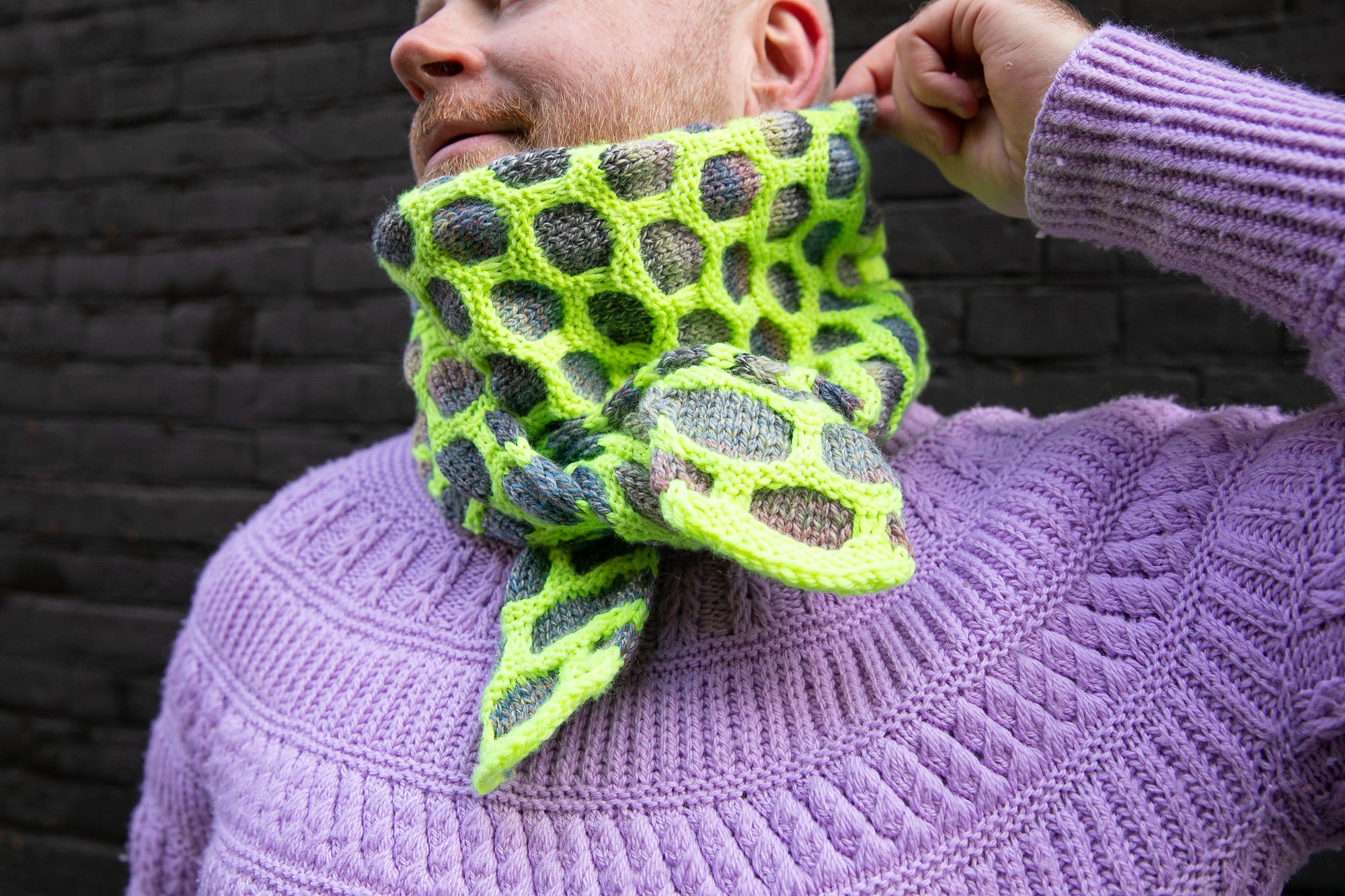 Honeycomb Scarflet