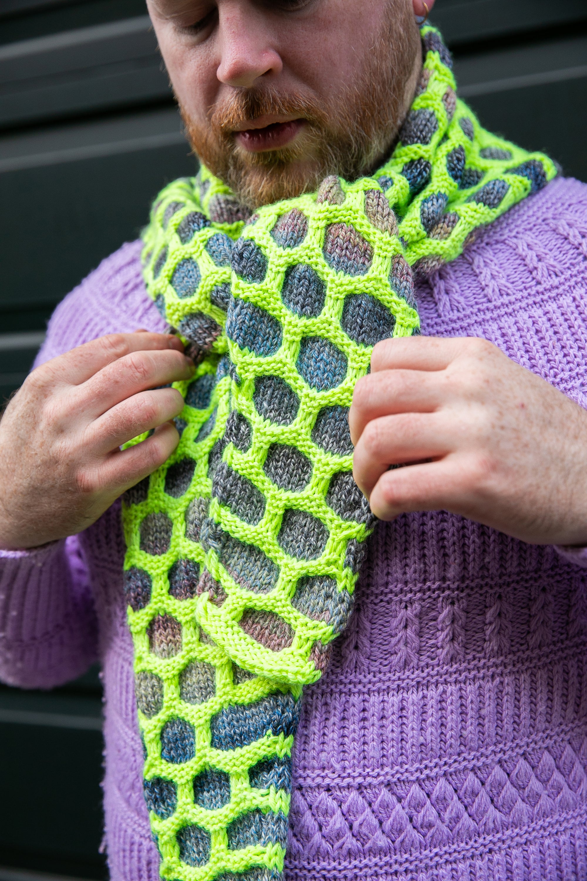 Honeycomb Scarflet