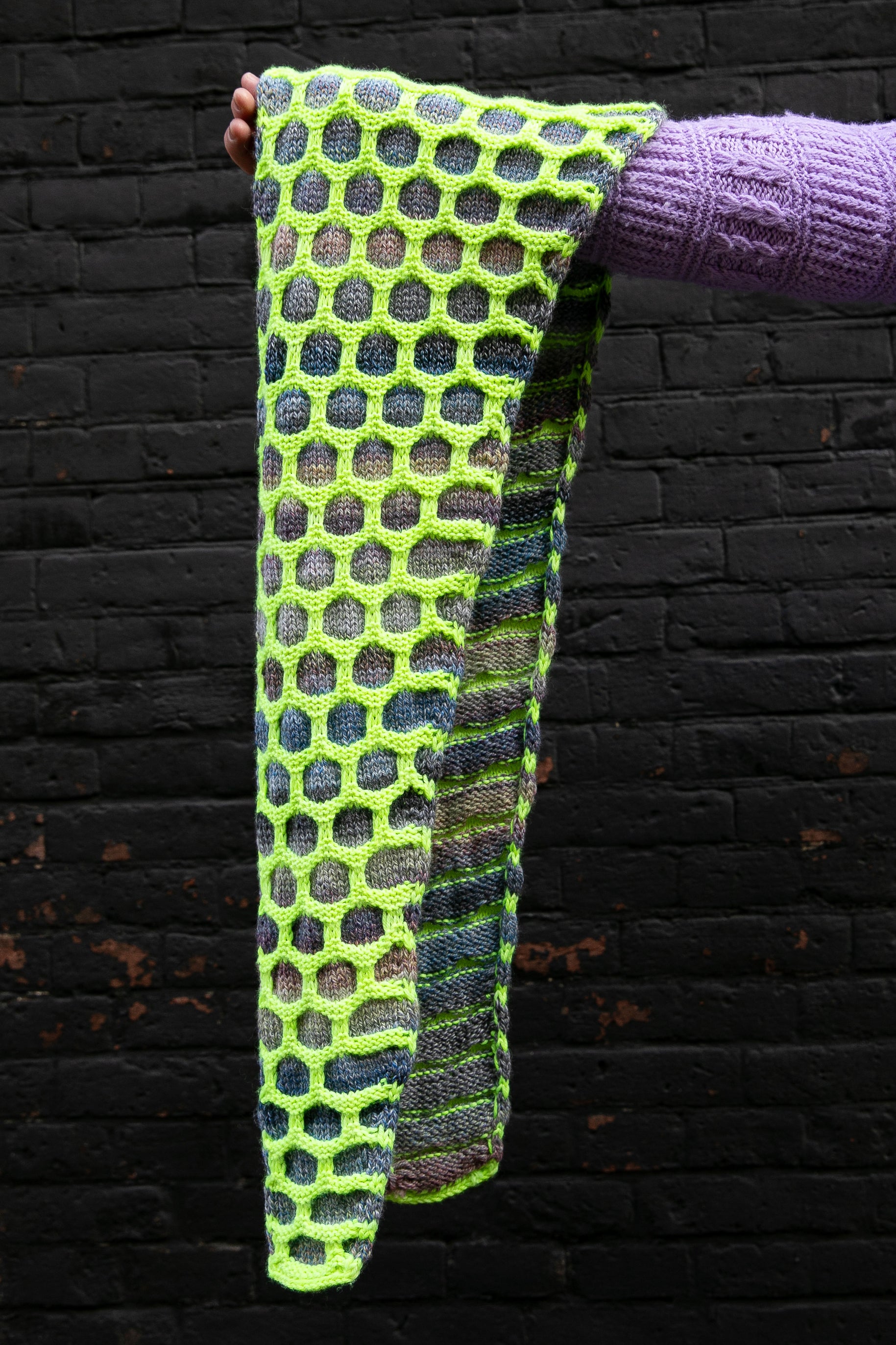 Honeycomb Scarflet