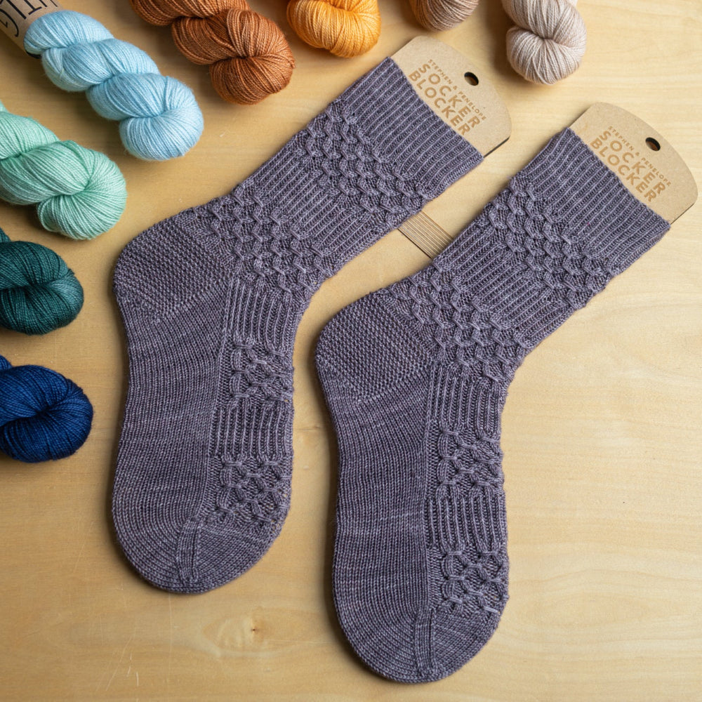 Rib Vault Socks