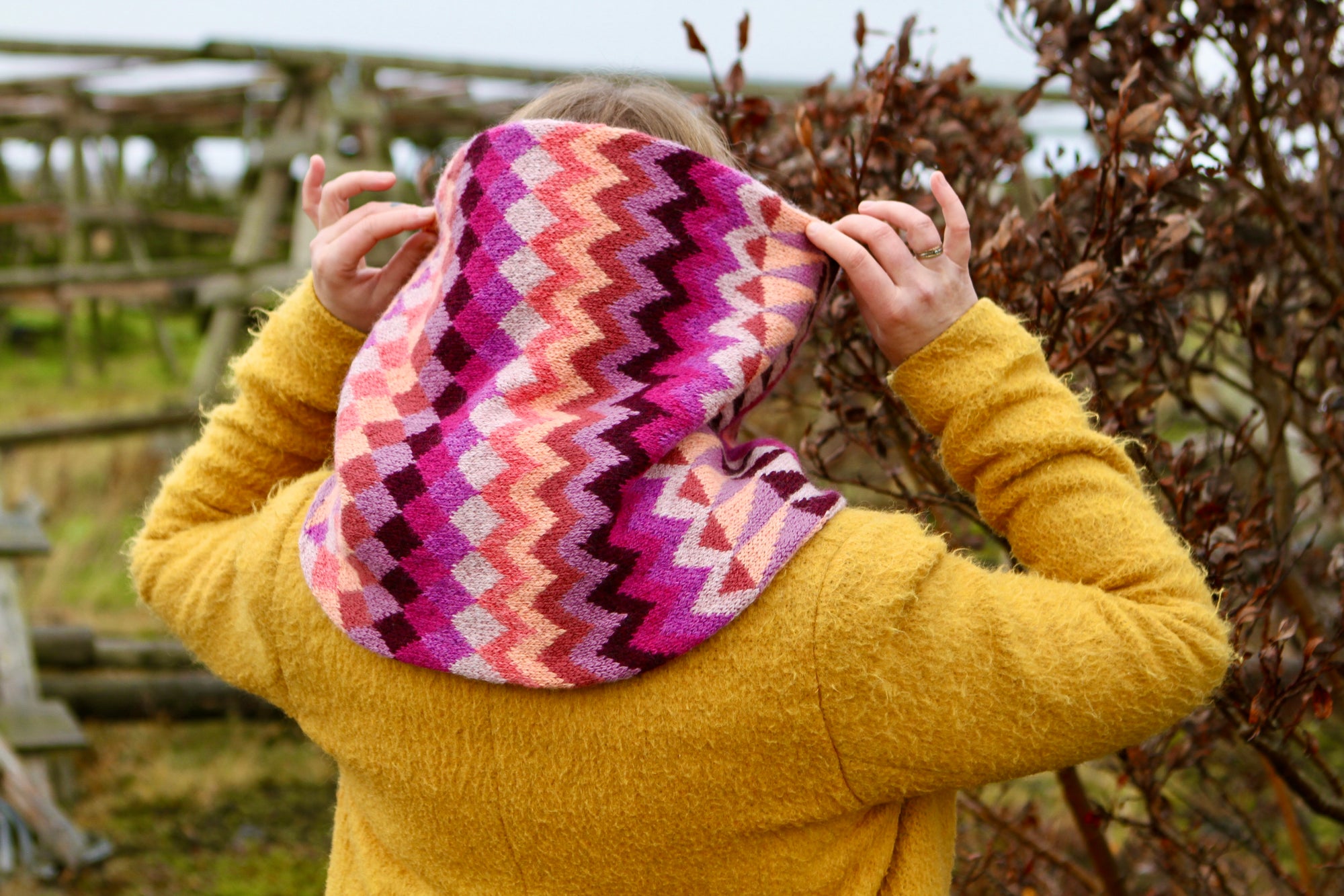 Shiver Defender Cowl