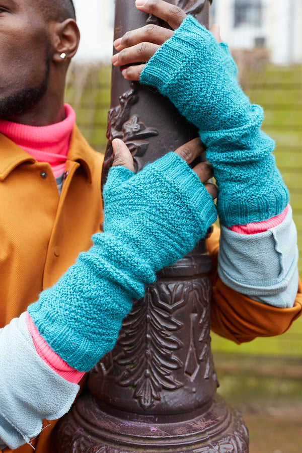 dustland_mitts_2-3_600x.jpg?v=
